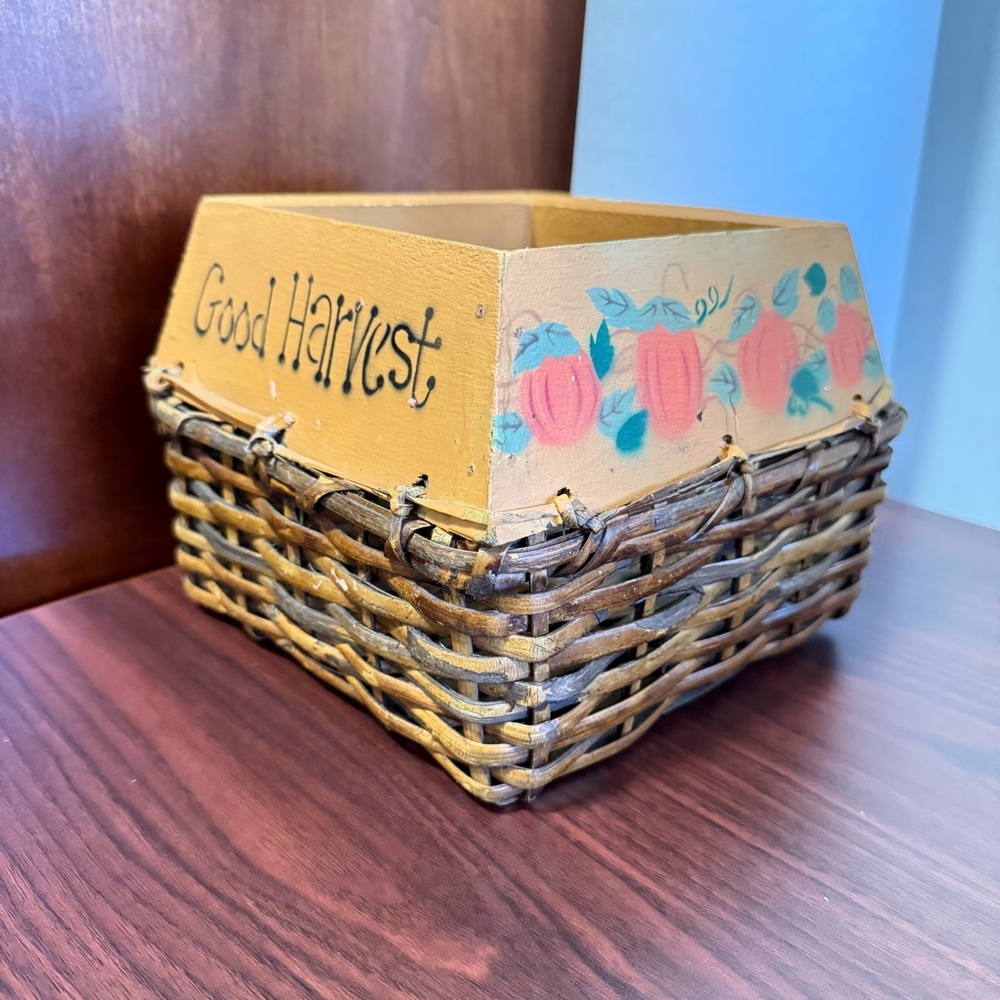 Vintage Square Pumpkin Hand-Painted Wooden Harvest Wicker Basket Barn/Farm Core